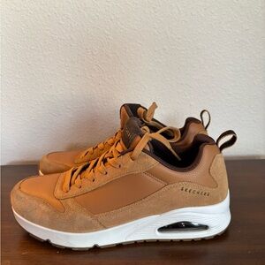 Skechers Uno SR - Elainy Comp Toe , wheat color size 10